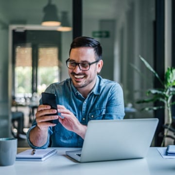 Does Mayfair Hotel NYC offer free Wi-Fi?